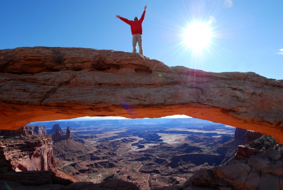 Jérôme on top of Mesa Arch